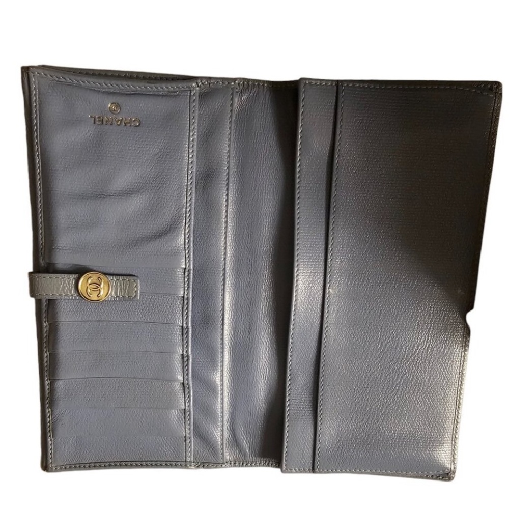 CHANEL Vintage CC Button Long Bifold Wallet Purse Leather Blue Made In Spain EUC - Picture 9 of 16